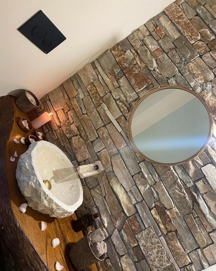 Love Space Sensory Spa & Relax Suite Santa Maria delle Mole Экстерьер фото