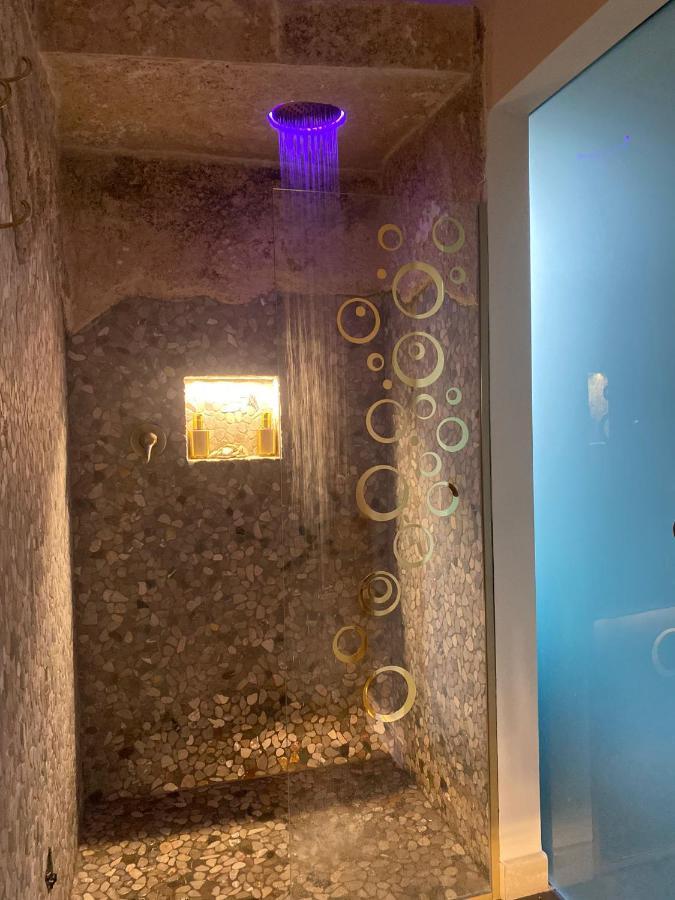 Love Space Sensory Spa & Relax Suite Santa Maria delle Mole Экстерьер фото